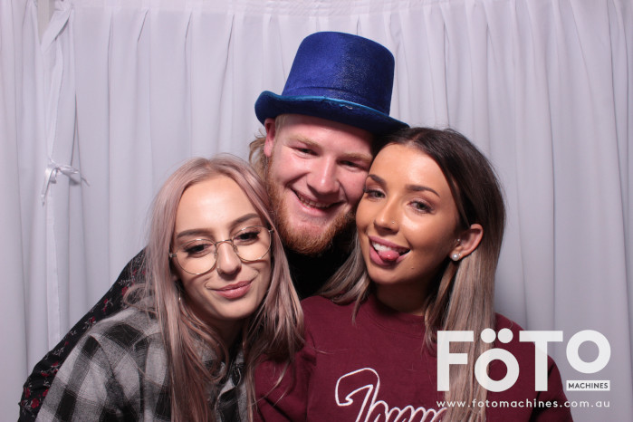 Billy's 21st | View more photos from the event at gallery.fotomachines.com.au/u/FOTOMachines/Billys-21st